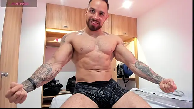 Snapshot of mason_fit chatting on 12/02/25, 01:33 mason fit online show from 12/02/25, 01:33