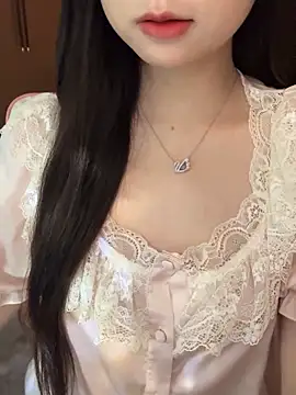 Snapshot of Nana_kute20 chatting on 10/16/25, 07:09 Nana kute20 online show from 10/16/25, 07:09