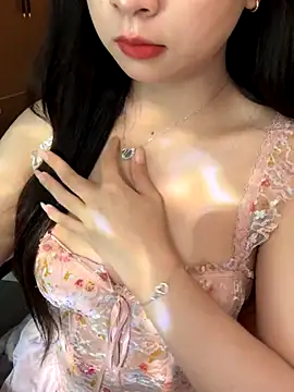 Snapshot of Nana_kute20 chatting on 11/01/25, 04:09 Nana kute20 online show from 11/01/25, 04:09