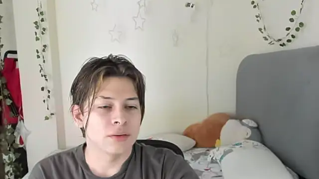 Felix art online show from 09/24/25, 07:28