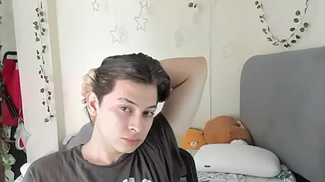 Felix art online show from 09/26/25, 07:07