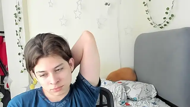 Felix art online show from 09/28/25, 06:46