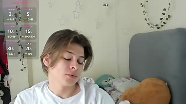 Felix art online show from 10/04/25, 07:56