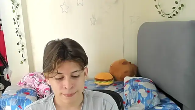 Felix art online show from 10/22/25, 06:40