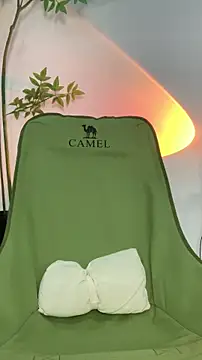 Snapshot of zhizhinaigai chatting on 12/02/25, 03:01 zhizhinaigai online show from 12/02/25, 03:01