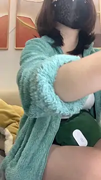 Snapshot of zhizhinaigai chatting on 12/16/25, 12:21 zhizhinaigai online show from 12/16/25, 12:21