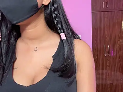 Neha18 online show from 06/05/26, 11:16