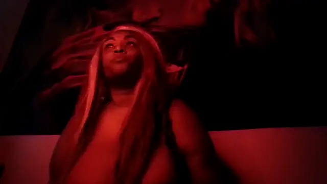 Nisha Benz online show from 11/03/25, 10:32