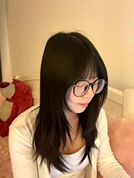 Ella-A9 online show from 12/02/25, 03:18