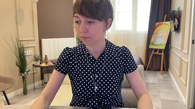 daniellia  online show from 05/22/26, 02:22