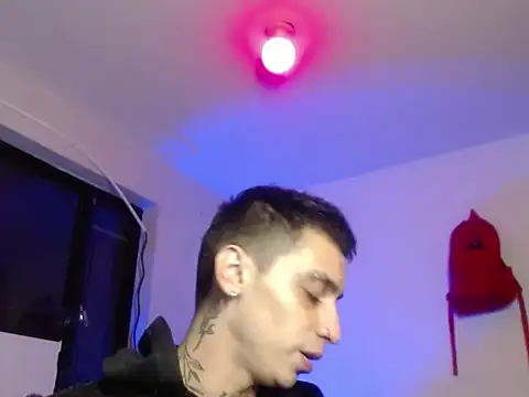 Snapshot of xalejo_max chatting on 10/31/25, 07:26 xalejo max online show from 10/31/25, 07:26