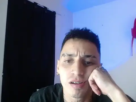 Snapshot of xalejo_max chatting on 11/05/25, 09:04 xalejo max online show from 11/05/25, 09:04