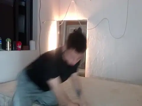 Snapshot of xalejo_max chatting on 11/15/25, 09:54 xalejo max online show from 11/15/25, 09:54