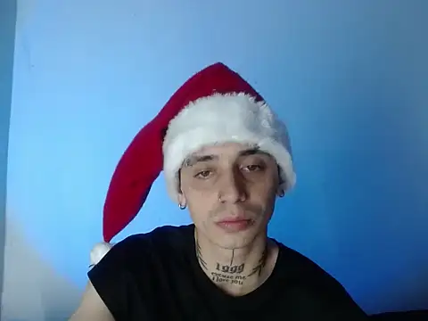 Snapshot of xalejo_max chatting on 11/26/25, 10:11 xalejo max online show from 11/26/25, 10:11