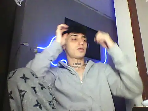 xalejo max online show from 07/22/26, 12:08