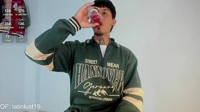 Savajelust online show from 07/27/26, 04:52