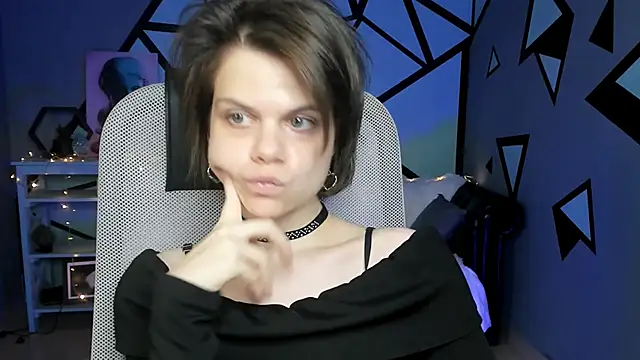 EllieMurler online show from 10/03/25, 09:17