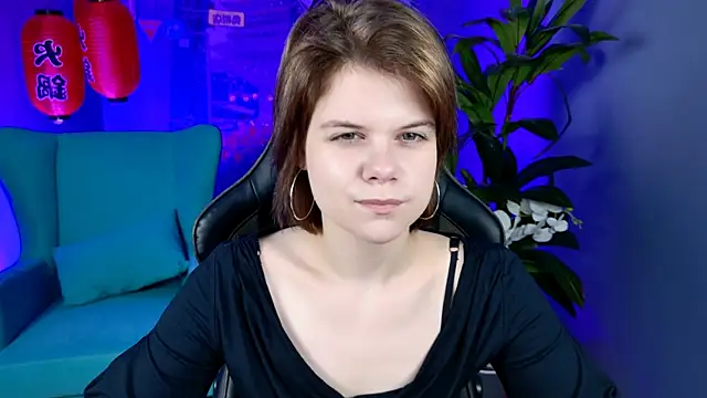 EllieMurler online show from 11/19/25, 09:09