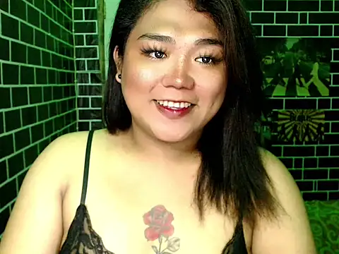 Snapshot of luluakovi_69 chatting on 11/11/25, 03:50 luluakovi 69 online show from 11/11/25, 03:50