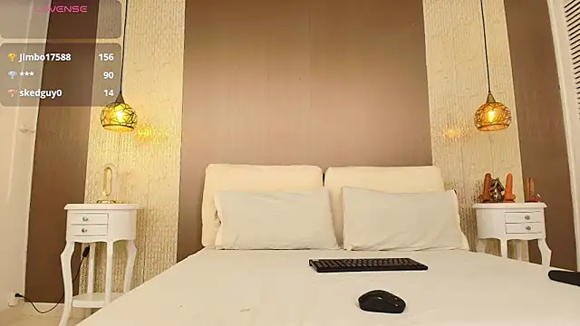 Tiifany Baker online show from 09/17/25, 07:37