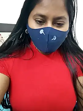 Snapshot of Shy_Peehu chatting on 12/13/25, 08:47 Shy Peehu online show from 12/13/25, 08:47