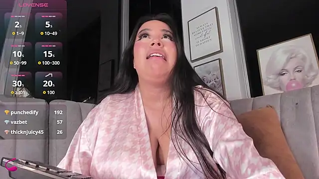 Zoey thompson online show from 09/24/25, 08:28