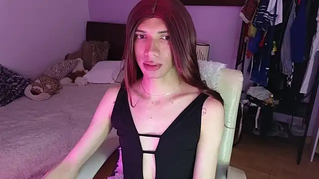 Snapshot of mirandahabach333 chatting on 09/25/25, 10:46 mirandahabach333 online show from 09/25/25, 10:46