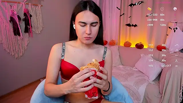 HeyAlena online show from 10/23/25, 07:18