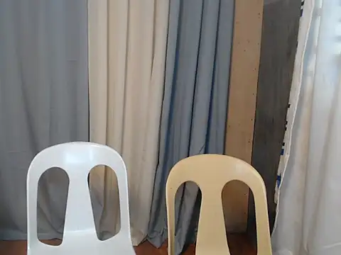 Snapshot of hotpinay_sweet85 chatting on 10/12/25, 02:21 hotpinay sweet85 online show from 10/12/25, 02:21