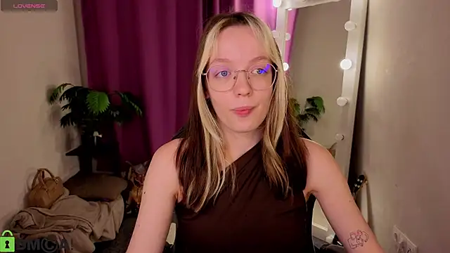R0cket bunny online show from 07/25/26, 01:04