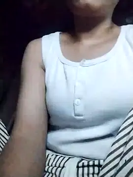 Snapshot of ngtra2 chatting on 07/17/26, 12:56 ngtra2 online show from 07/17/26, 12:56