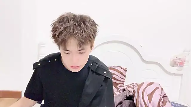 linger2563 online show from 09/17/25, 02:41