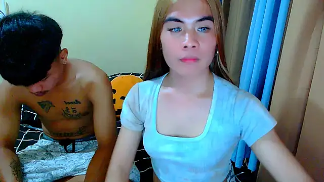 Snapshot of mikhaylahanderson chatting on 10/20/25, 01:33 mikhaylahanderson online show from 10/20/25, 01:33