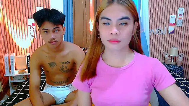 Snapshot of mikhaylahanderson chatting on 11/16/25, 04:40 mikhaylahanderson online show from 11/16/25, 04:40