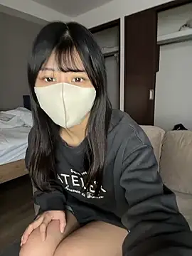 Snapshot of 0p-saki-p0 chatting on 12/22/25, 03:14 0p-saki-p0 online show from 12/22/25, 03:14
