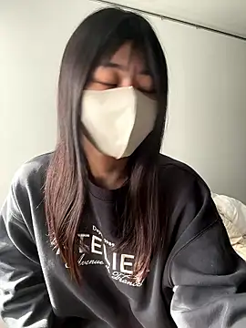 Snapshot of 0p-saki-p0 chatting on 01/13/26, 03:34 0p-saki-p0 online show from 01/13/26, 03:34