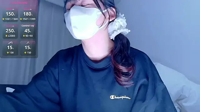 Snapshot of 0p-saki-p0 chatting on 01/19/26, 07:34 0p-saki-p0 online show from 01/19/26, 07:34