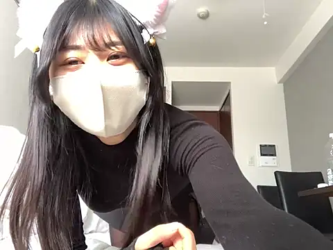 Snapshot of 0p-saki-p0 chatting on 03/05/26, 02:07 0p-saki-p0 online show from 03/05/26, 02:07