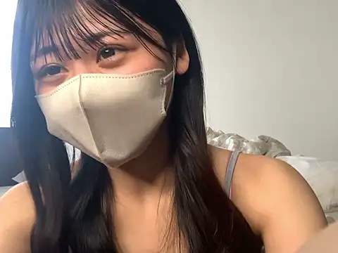 Snapshot of 0p-saki-p0 chatting on 04/12/26, 05:34 0p-saki-p0 online show from 04/12/26, 05:34