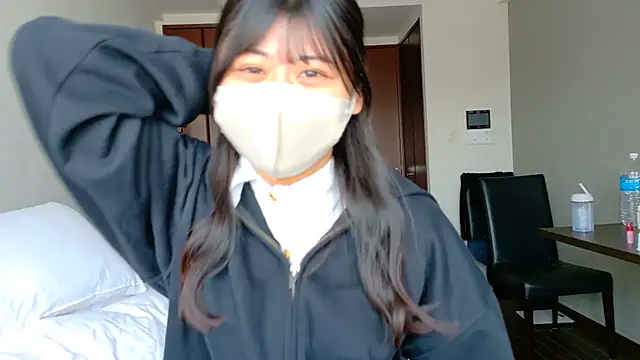 Snapshot of 0p-saki-p0 chatting on 04/26/26, 01:25 0p-saki-p0 online show from 04/26/26, 01:25