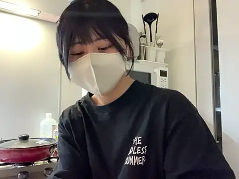 Snapshot of 0p-saki-p0 chatting on 05/16/26, 10:36 0p-saki-p0 online show from 05/16/26, 10:36