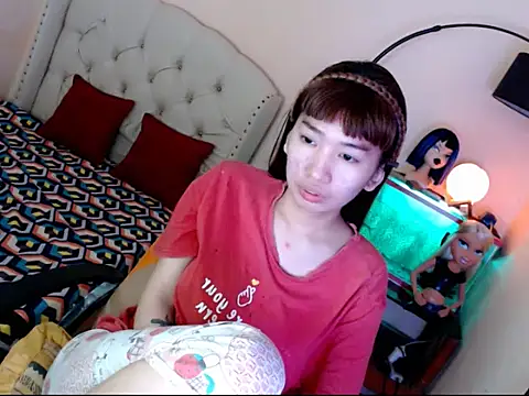 ShantalFoxxy  online show from 10/24/25, 01:35