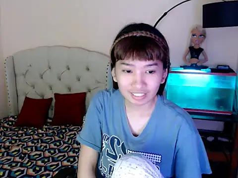 Snapshot of ShantalFoxxy_ chatting on 02/10/26, 01:26 ShantalFoxxy online show from 02/10/26, 01:26