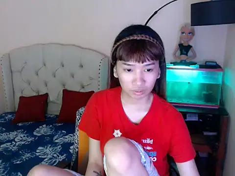 Snapshot of ShantalFoxxy_ chatting on 02/15/26, 12:14 ShantalFoxxy online show from 02/15/26, 12:14