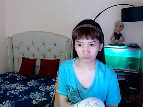 Snapshot of ShantalFoxxy_ chatting on 02/18/26, 02:29 ShantalFoxxy online show from 02/18/26, 02:29