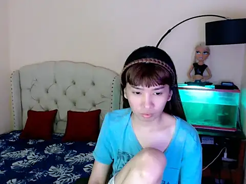 Snapshot of ShantalFoxxy_ chatting on 02/18/26, 02:35 ShantalFoxxy online show from 02/18/26, 02:35