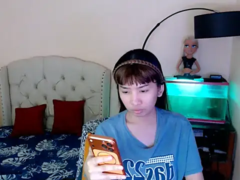 Snapshot of ShantalFoxxy_ chatting on 02/20/26, 06:26 ShantalFoxxy online show from 02/20/26, 06:26