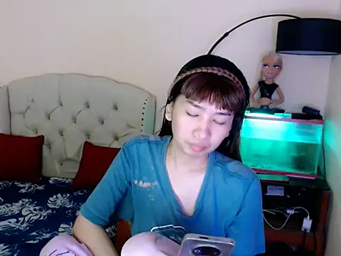 Snapshot of ShantalFoxxy_ chatting on 02/23/26, 01:30 ShantalFoxxy online show from 02/23/26, 01:30
