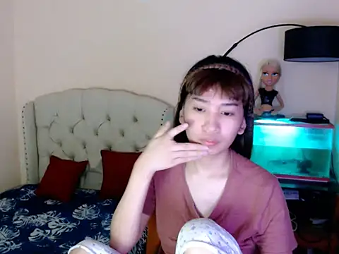 Snapshot of ShantalFoxxy_ chatting on 03/04/26, 01:28 ShantalFoxxy online show from 03/04/26, 01:28