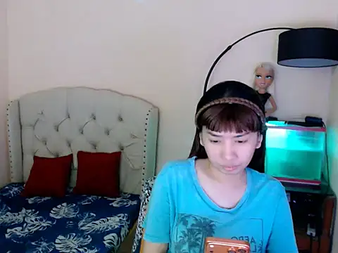 Snapshot of ShantalFoxxy_ chatting on 03/16/26, 01:00 ShantalFoxxy online show from 03/16/26, 01:00